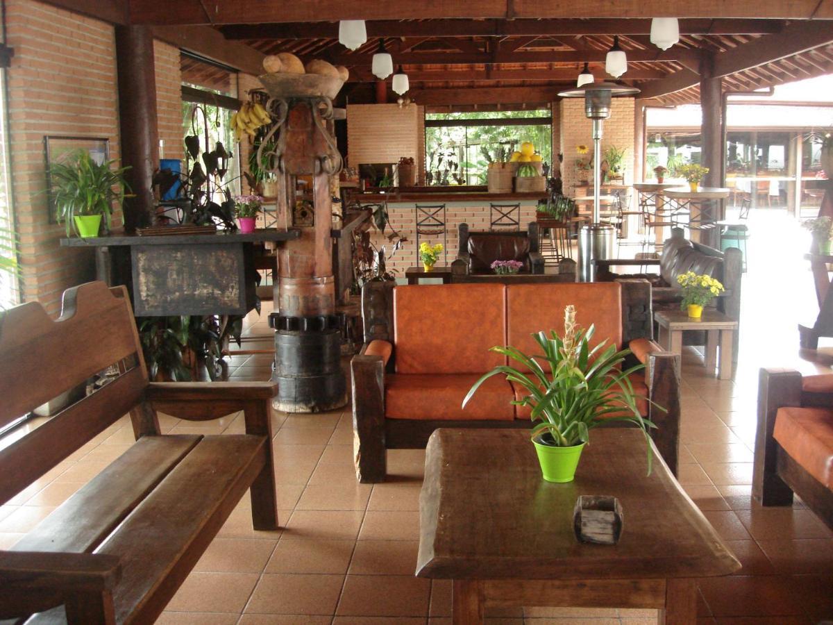 Hotel Estancia Atibainha - Resort & Convention Nazaré Paulista Buitenkant foto